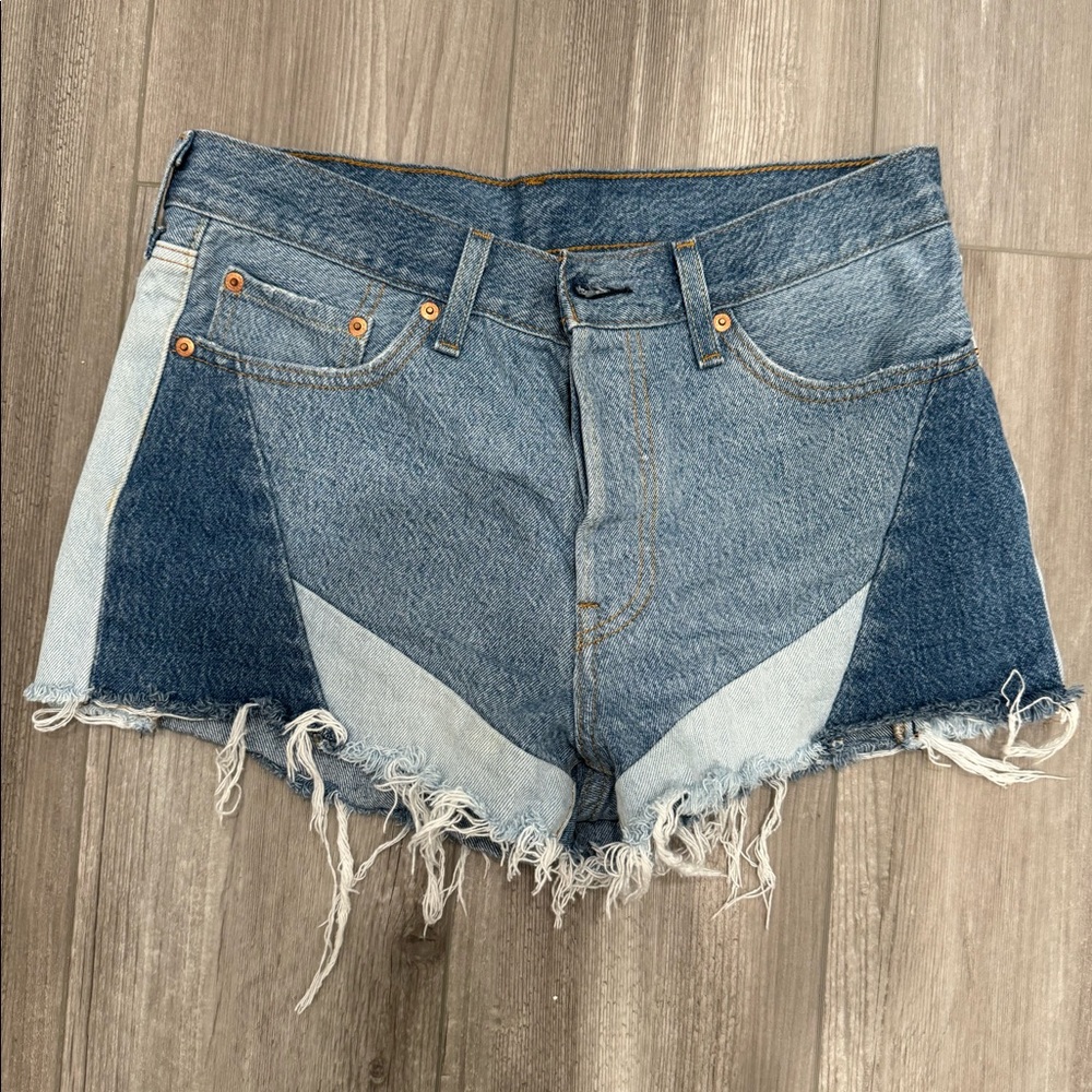 Levi’s shorts